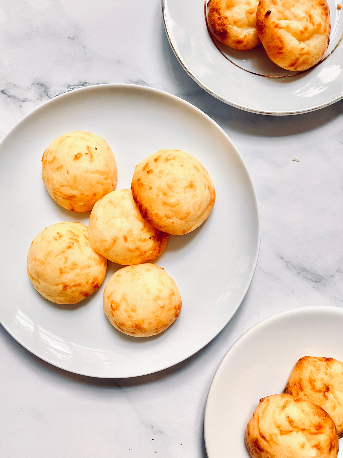 Pao de Queijo - Brazilian Cheese Bread (Gluten Free): All the cheesy and chewy goodness